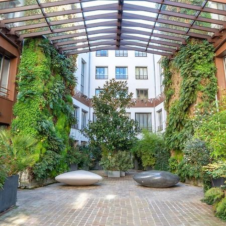 Guestready - Artist Loft With A Vertical Garden Parijs Buitenkant foto